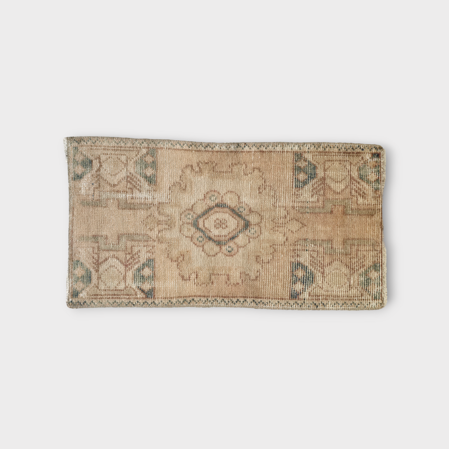 Mini Rug | No. 306